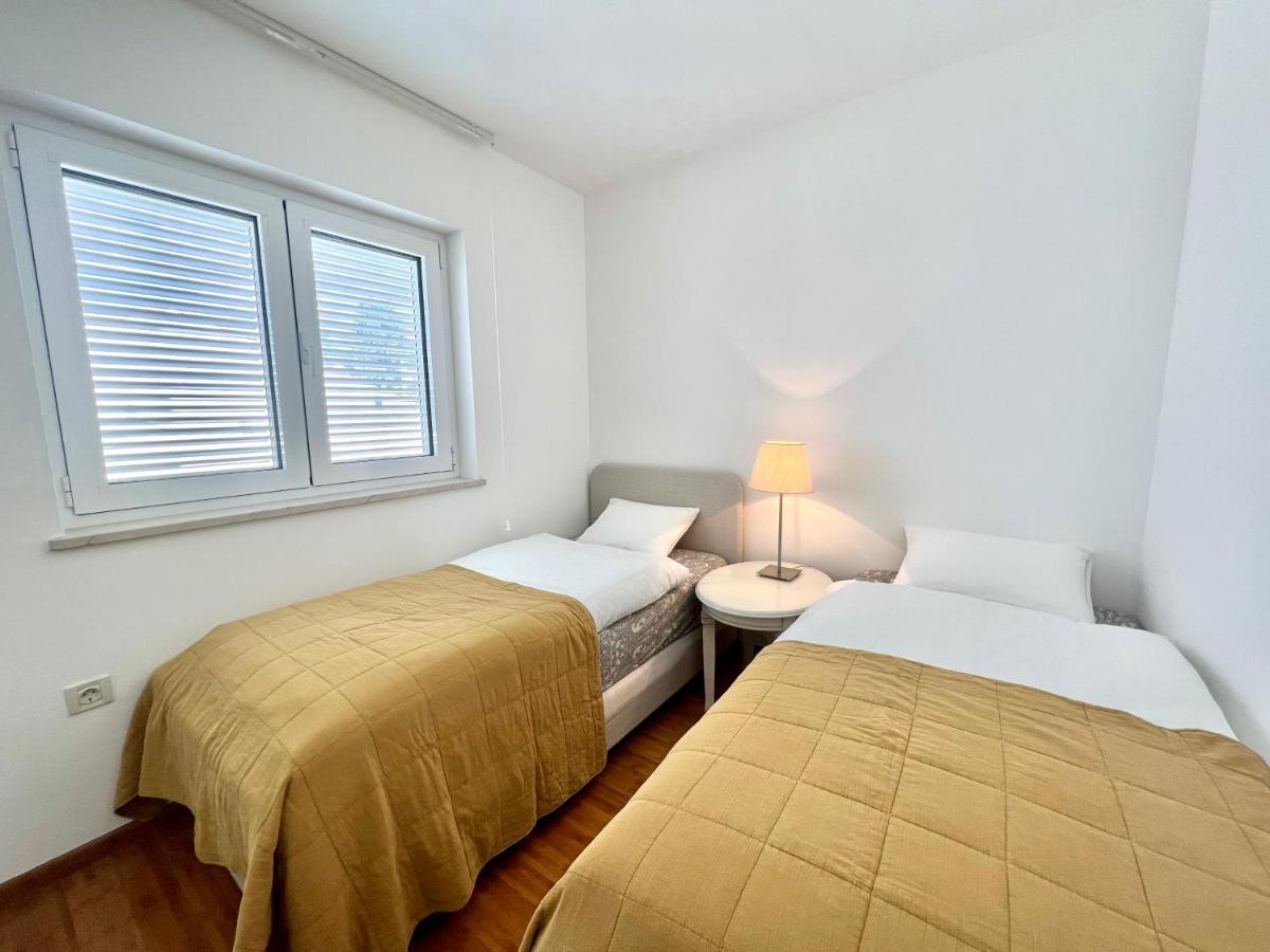 Apartment Golden View Dramalj Exterior foto
